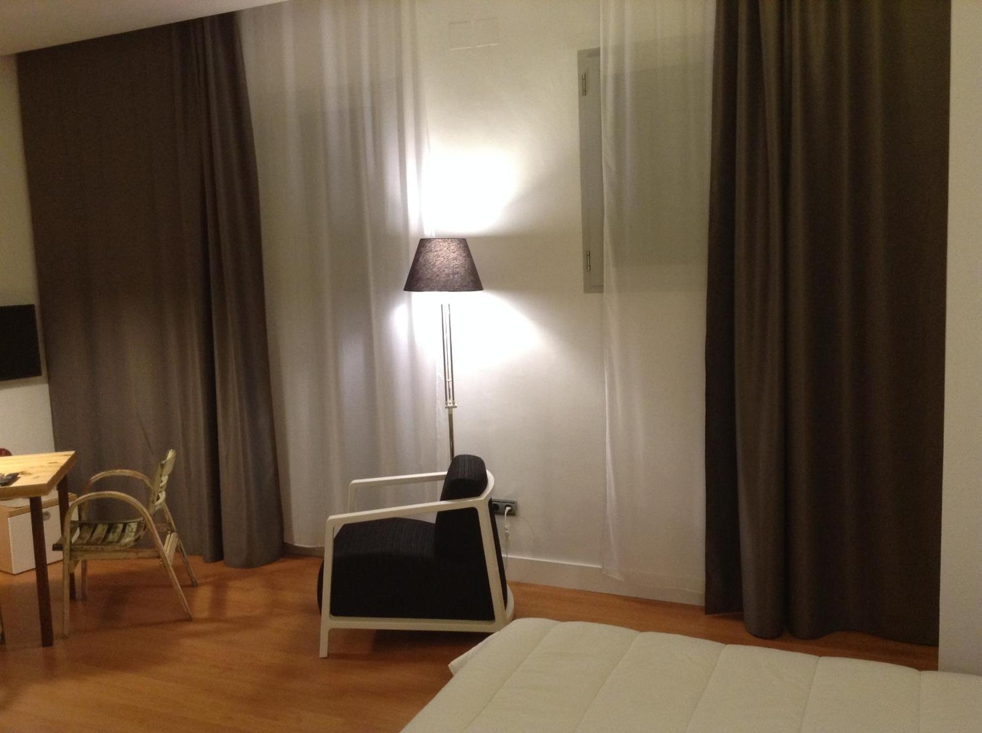 Las Coles Apartasuites Шатіва Екстер'єр фото