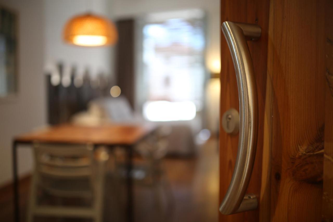 Las Coles Apartasuites Шатіва Екстер'єр фото