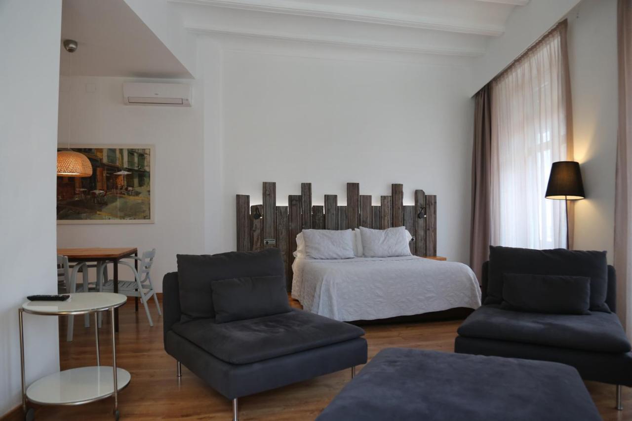 Las Coles Apartasuites Шатіва Екстер'єр фото