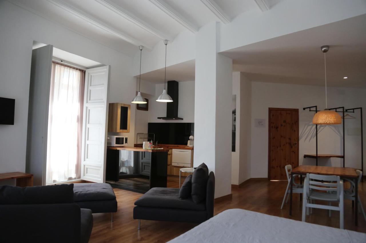 Las Coles Apartasuites Шатіва Екстер'єр фото
